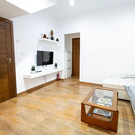 Appartement Rentitspain Confortable Con Patio En Motril