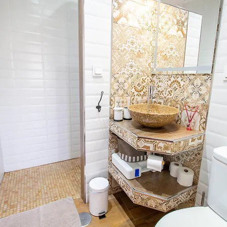 Appartement Rentitspain Confortable Con Patio En