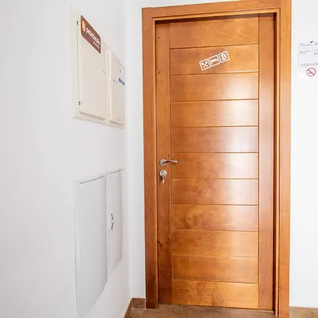 Rentitspain Confortable Con Patio En Appartement Motril